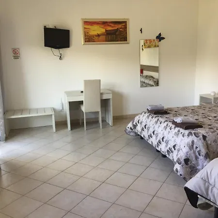 La Maison Di Zia Annina 게스트하우스 올비아