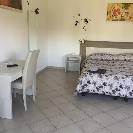 La Maison Di Zia Annina Гостевой дом Ольбия