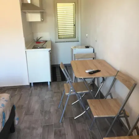 La Maison Di Zia Annina Гостевой дом Ольбия